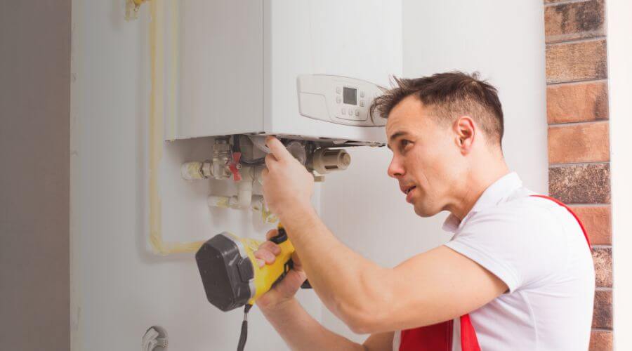 Expert burst pipe repair services in Kansas, IL